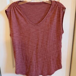 Lululemon Women's V-Neck Sleeveless Top - Maroon